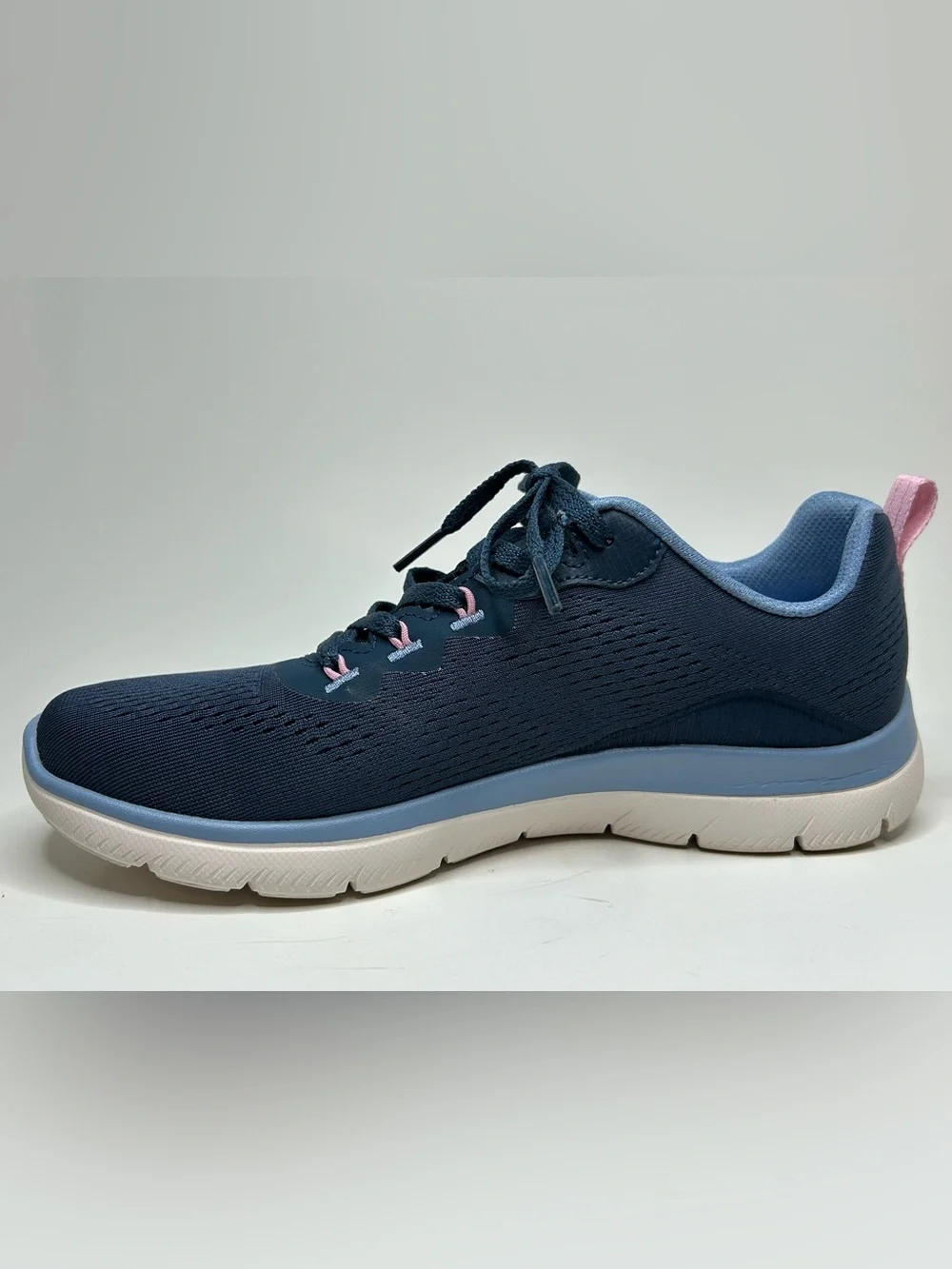 Skechers Arch Fit Blue & Pink Athletic Running Casual Sneaker Size 8.5